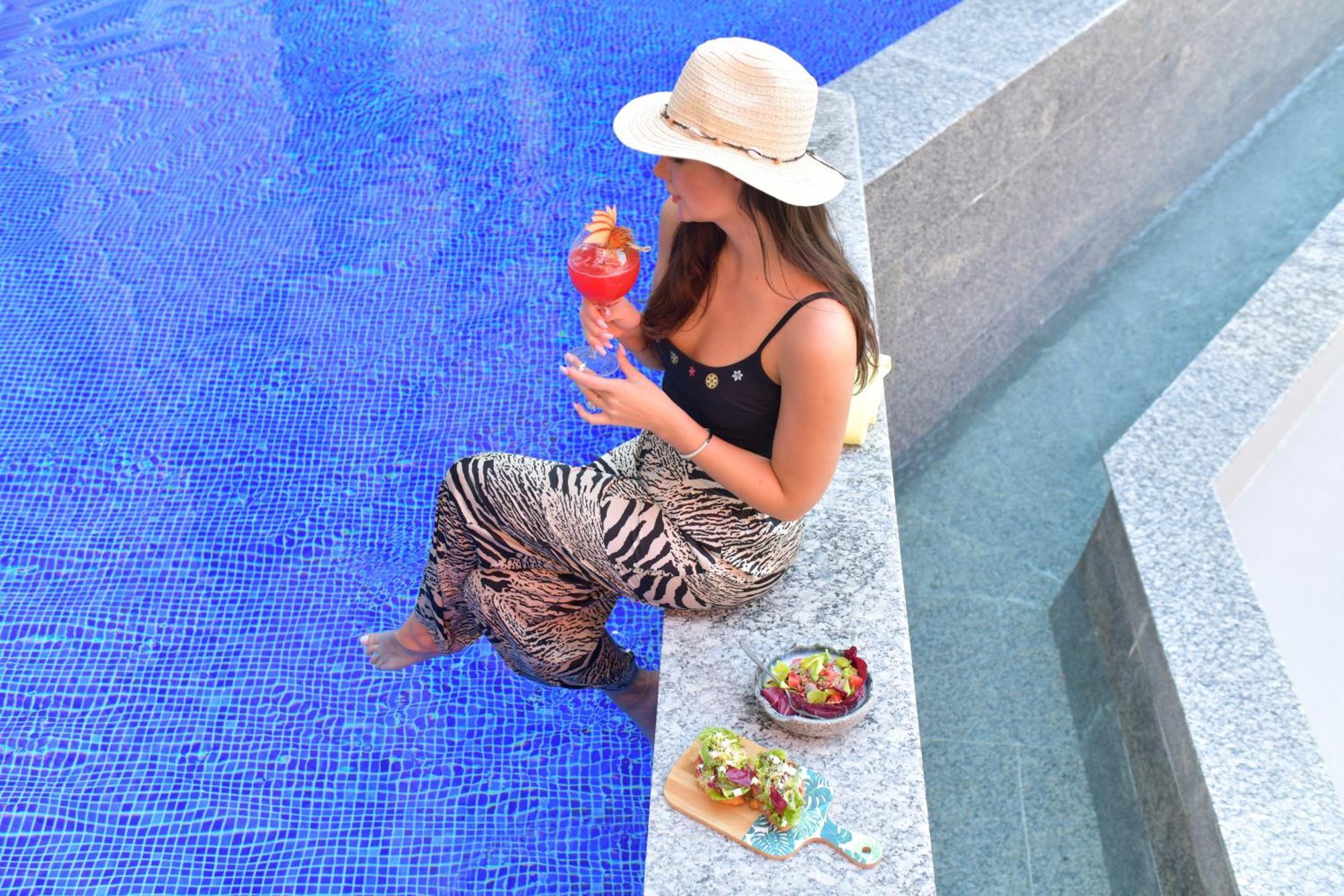 Ibis Doha Hotel ภายนอก รูปภาพ